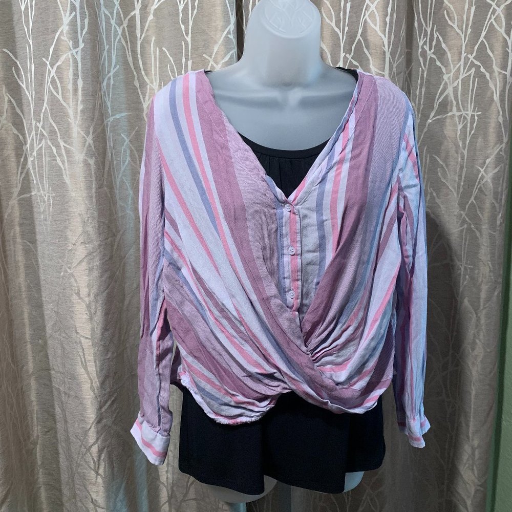 A.N.A Crop Women's Blouse Shirt Long Sleeve Purple Pink Blue Stripes Size Medium
